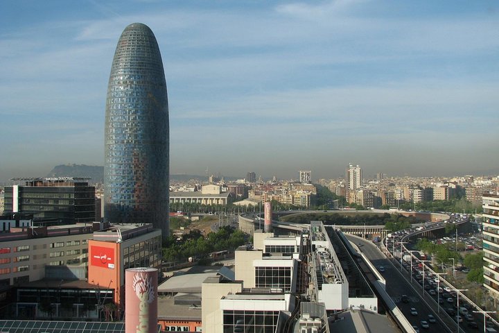 Private Modern Architecture Tour of Barcelona with private pick up and drop off - Image 5