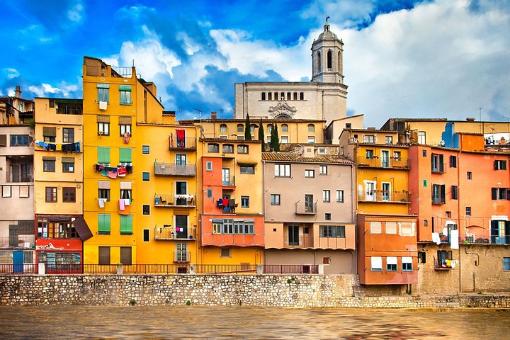 Private tour to Girona and Sitges from Barcelona - Image 2