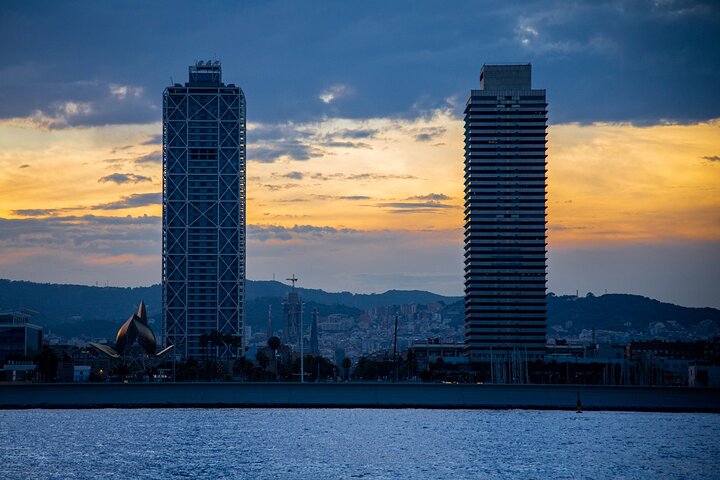 Seaside Wonders Tour in Barcelona - Image 1