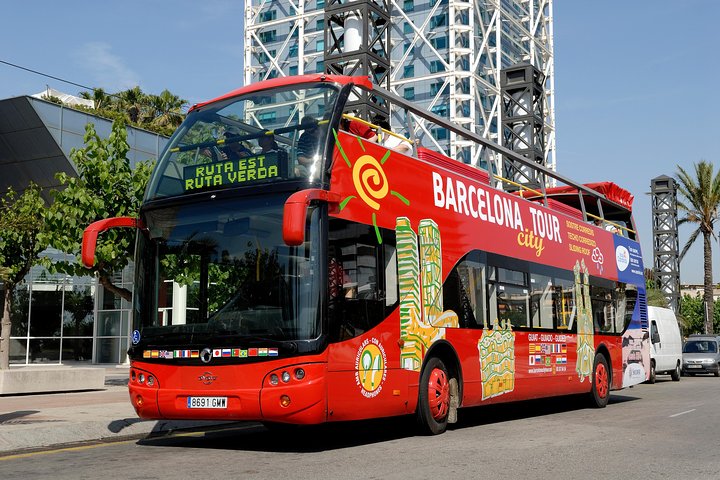 Shore Excursion: Barcelona City Tour Hop-On Hop-Off - Image 1