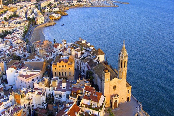 Sitges Tour - Image 1