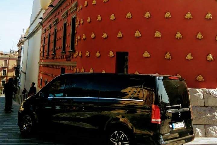 Surreal experience: visit the Dalí museum - Image 3