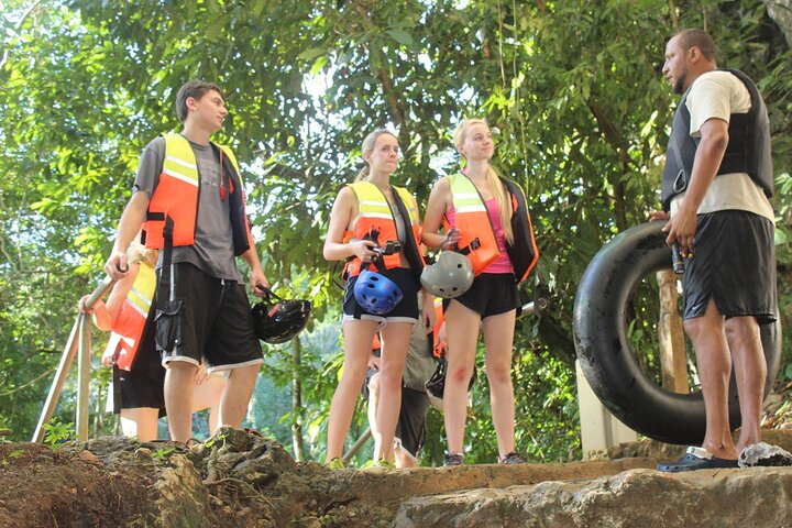 Hassle free Cave Tubing Adventure from Belize City with Lunch - Image 2