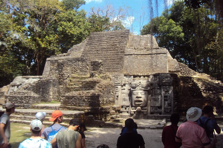 Lamanai Mayan Site and New River tour  - Image 1