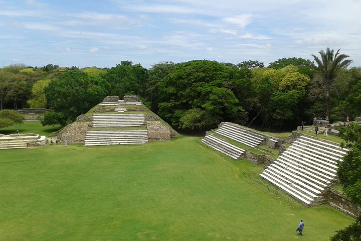 private tour altun ha belize city and beach - Image 1