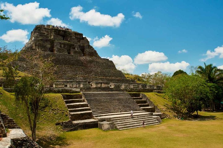 Private Xunantunich Mayan Ruin with local Lunch from Belize City - Image 1