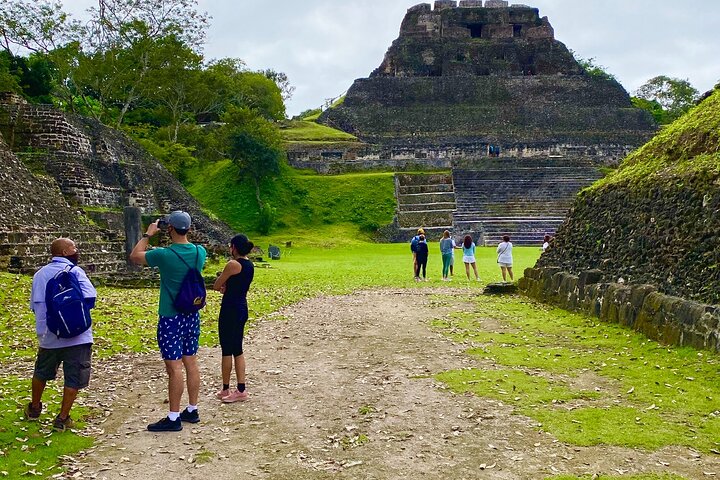 Xunantunich and Inland Blue Hole Tour - Image 4