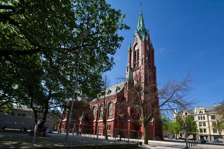 Bergen City 2-Hour Private Tour by Electric Car - Image 4