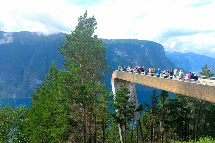 Full Day Private Tour to Flam with Pick Up - Image 2