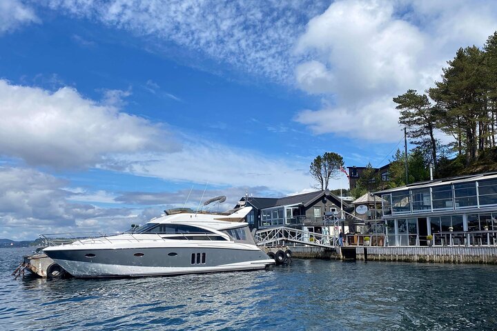 Private Dinner cruise to Cornelius seafood restaurant - Image 1