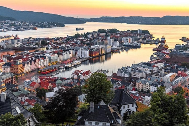 Private guided tour - Bergen City Sightseeing - 8 Top Rated Attractions - Image 5