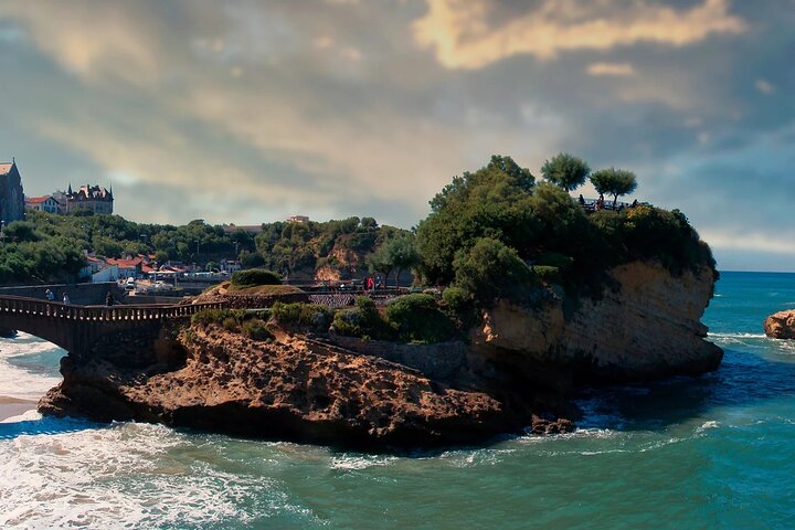 Full Day Private Tour to Biarritz and French Coast From Bilbao - Image 2