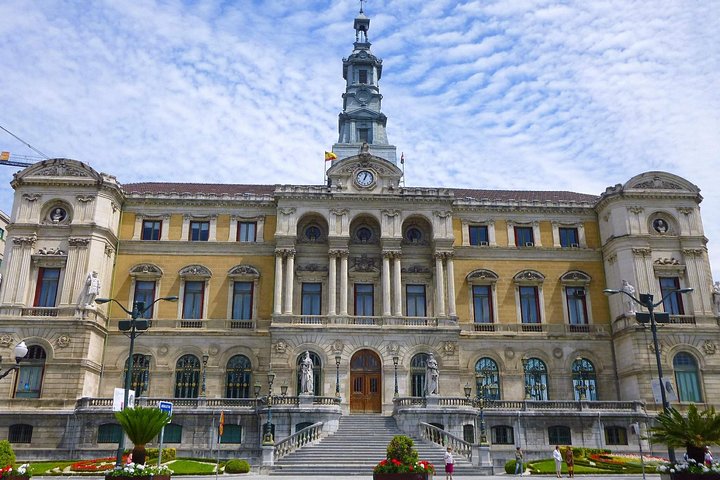 Private 4-hour City Tour of Bilbao with Hotel or Cruise Port pick-up - Image 1
