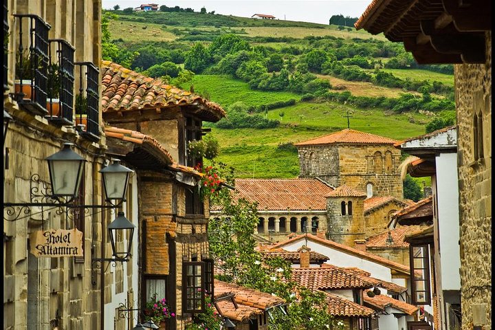 Private 8-hour Excursion to Santillana de Mar and Santander from Bilbao - Image 1