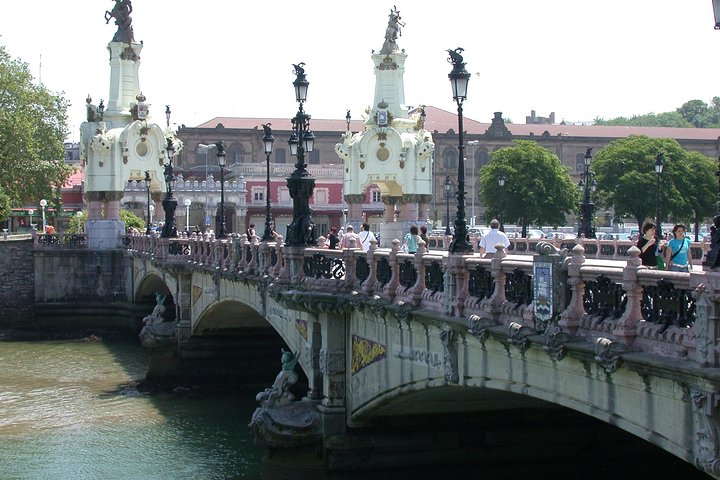 San Sebastian Private Day Tour from Bilbao with Hotel or Cruise Port Pick-up - Image 4