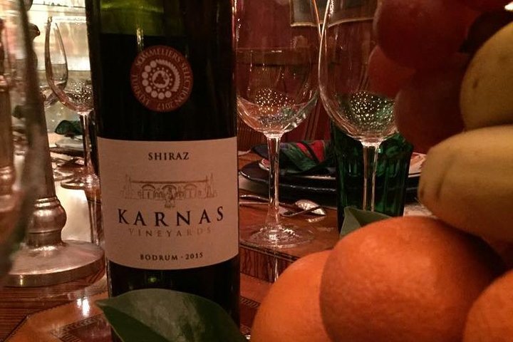Christmas Dinner at Karnas Vineyards - Image 2