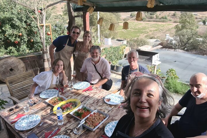 Farmers Market visit & Turkish Cooking Class - Image 3