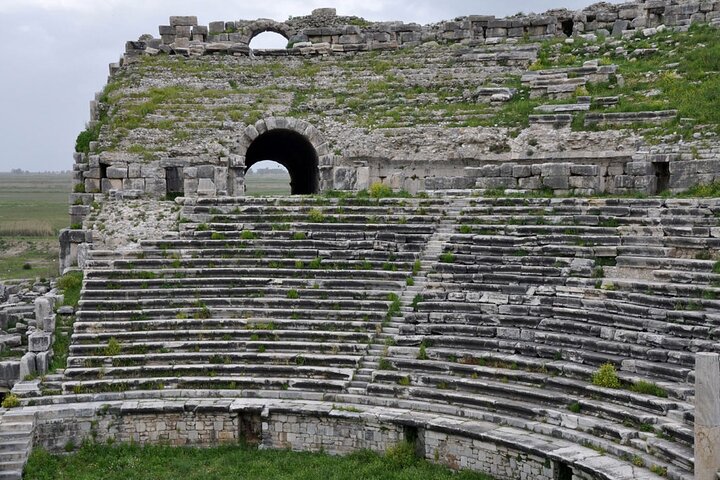 From Bodrum to Didyma, Priene, Miletus and Bafa Lake Private Full-Day Tour - Image 5