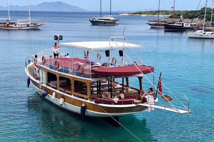 Pirate Boat Tour in Bodrum with Lunch & Transfer - Image 1