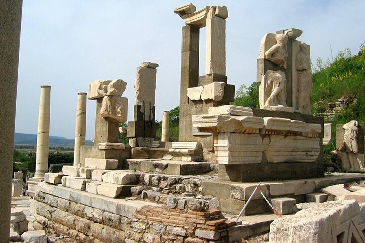 Private Bodrum to Ephesus Tour with Virgin Mary House - Image 4