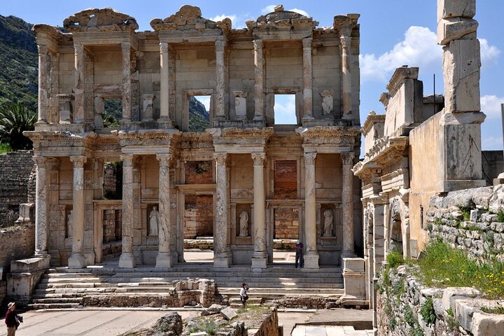 Private Bodrum to Ephesus Tour with Virgin Mary House - Image 1