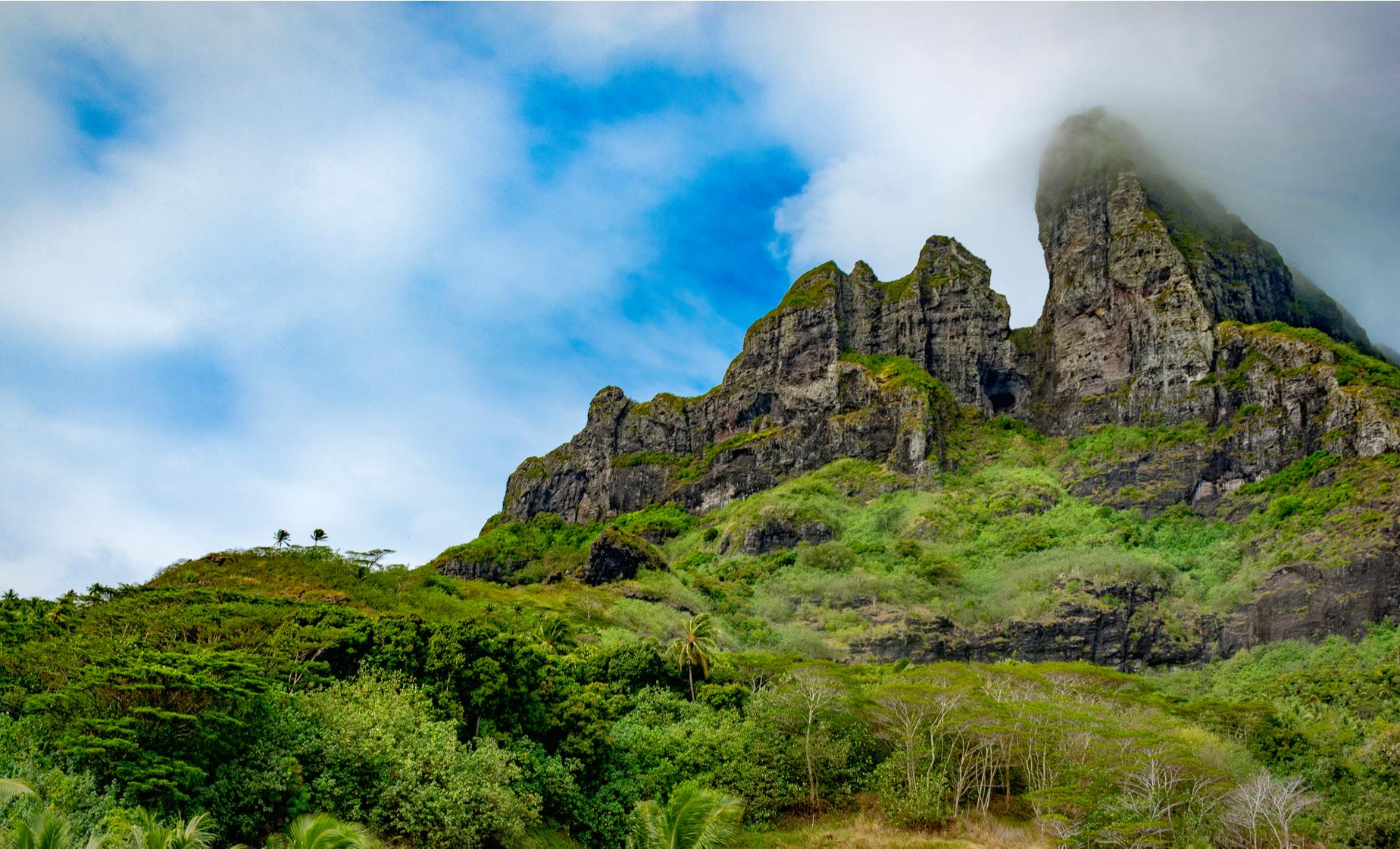 Private Bora Bora 4WD Trek - Image 1