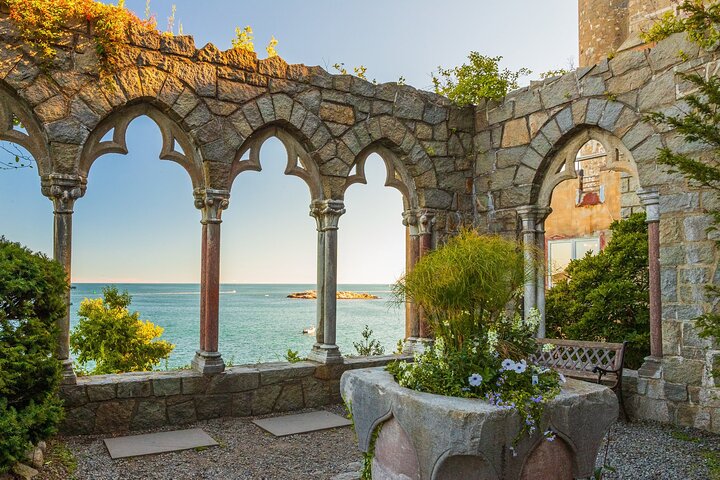 Full-Day Private Guided Tour of Hammond Castle and Boston - Image 1