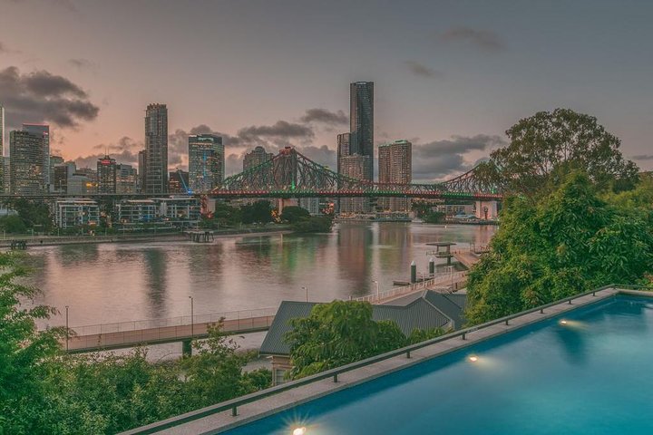 Private Group Tour Brisbane & Gold Coast Personal Tours - Image 3