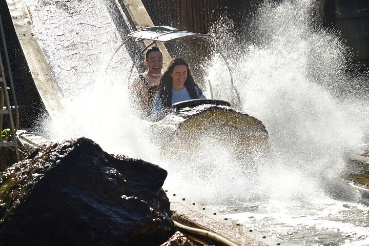 Return Private Theme Park Transfer From Brisbane - Image 3