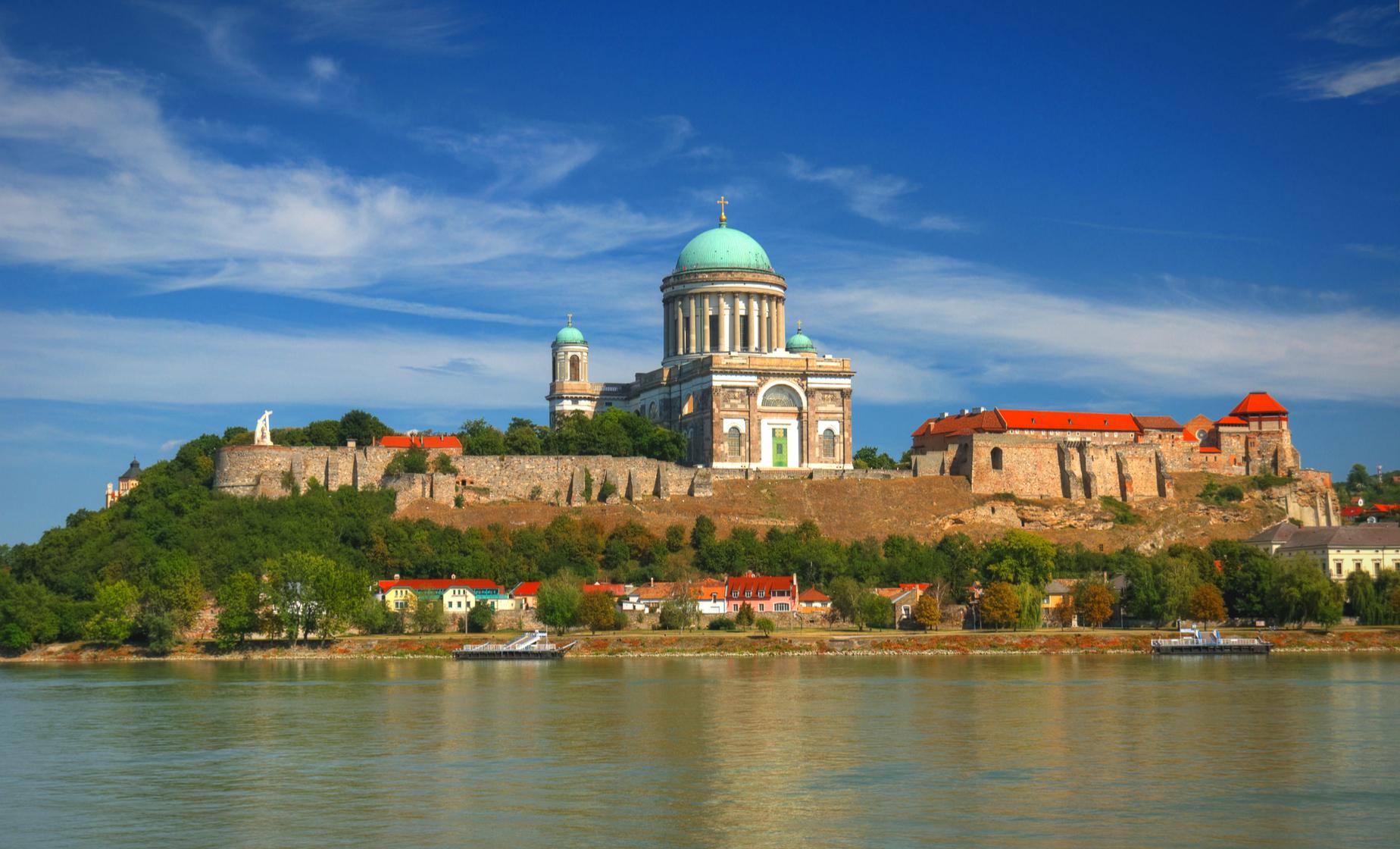 Journey to the Danube's Bend - Image 1