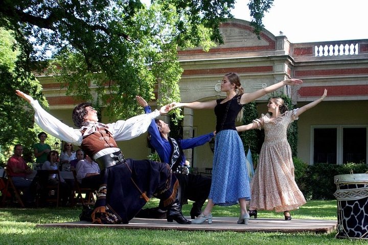 2 Days and 1 Night in Areco - Image 4
