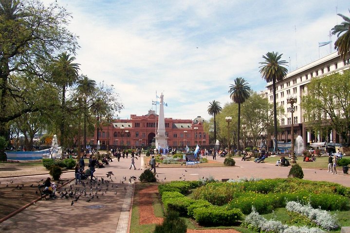 Buenos Aires Private Car City Tour Halfday - Image 1