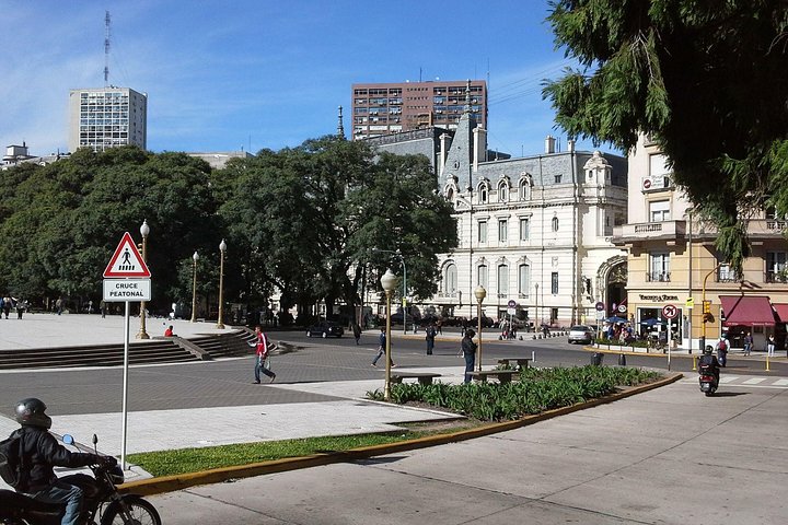 Buenos Aires Private Car City Tour Halfday - Image 3