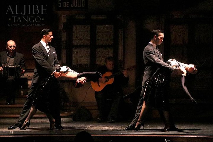 Early Tango Dinner-Show with Semi Private Transfer - Image 5