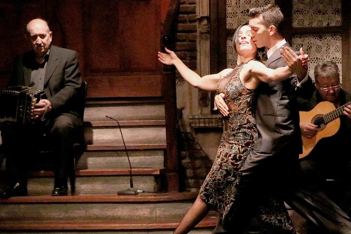 El Aljibe Tango Show with Semi-Private Transfers (with optional dinner) - Image 5