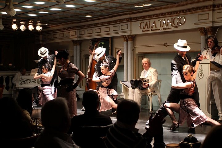 Gala Tango Show in Buenos Aires (with optional dinner) - Image 1
