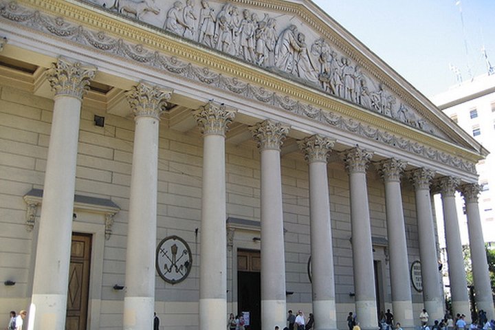 Half Day Private City Tour Discovering Buenos Aires - Image 3