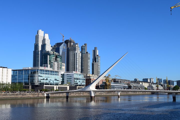 Pick up at Airport + City Tour + Drop off at Cruise Port - Image 1