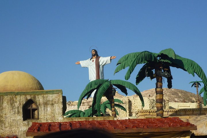 Private City Tour Including Tierra Santa in Buenos Aires - Image 2