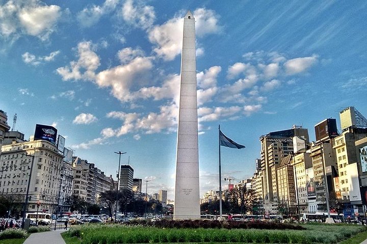 Private City Tour of the City of Buenos Aires with a local guide - Image 5
