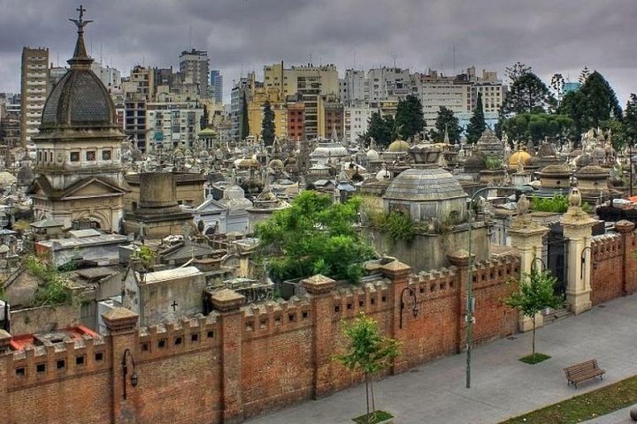 Private City Tour of the City of Buenos Aires with a local guide - Image 4