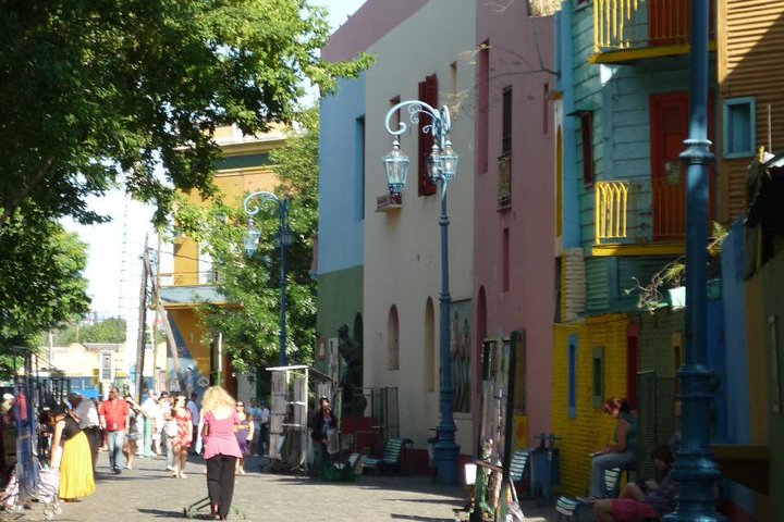 Private City Tour & Transfer to the International Airport - Image 2
