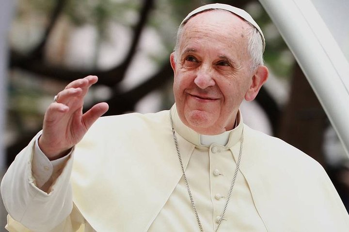 Private Pope Francis Tour in Buenos Aires - Image 1