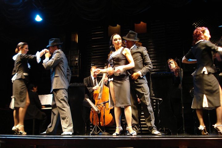 Tango Show at La Ventana Tango with optional Dinner - Image 5