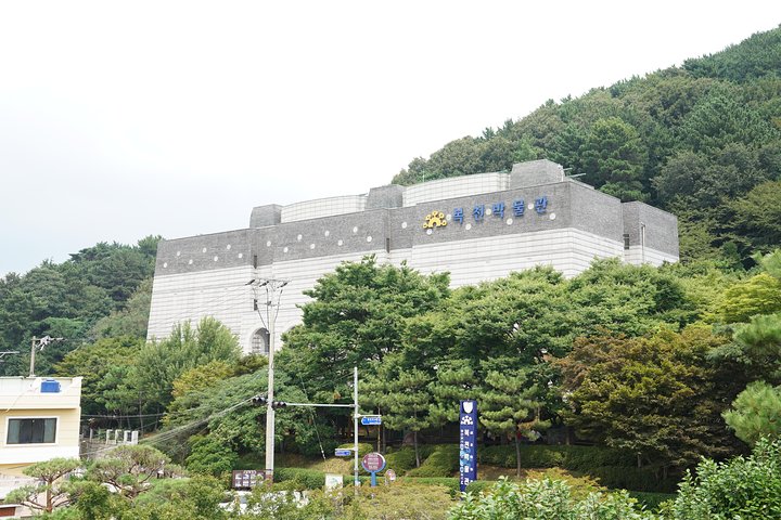 History of Busan: Bokcheon Museum & Beomeosa Temple - Image 5