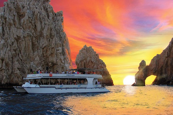 Dinner Night Cruise with Open Bar from Cabo San Lucas - Image 1