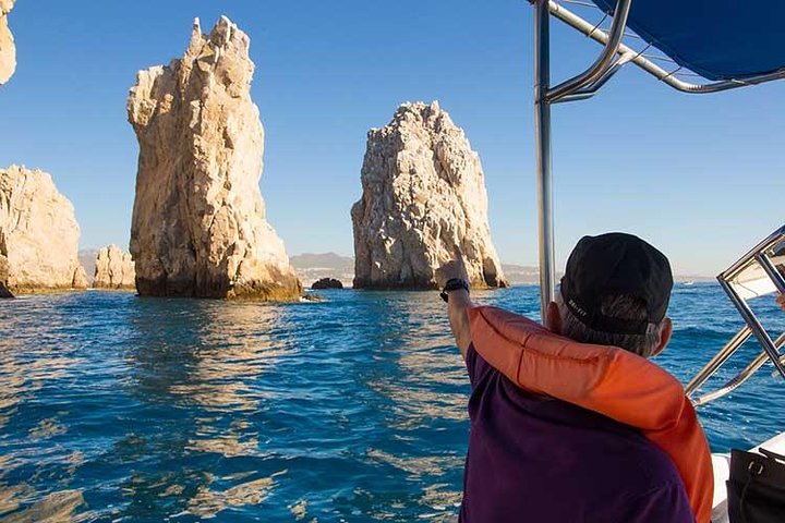 Enjoy Cabo San Lucas city tour and amazing sea adventure to Lands End!  - Image 2