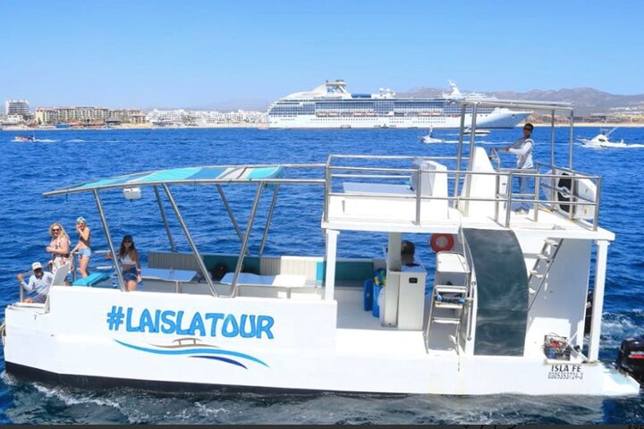 Isla Fe Tour - Image 2