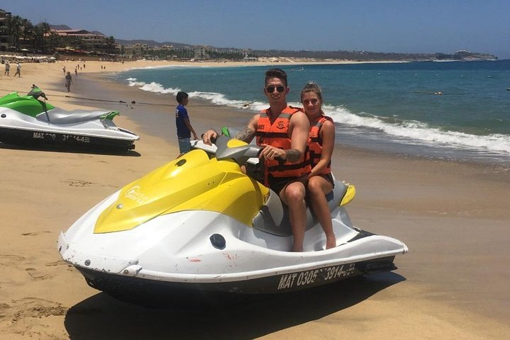 Jet Skiing in Cabo San Lucas  - Image 5