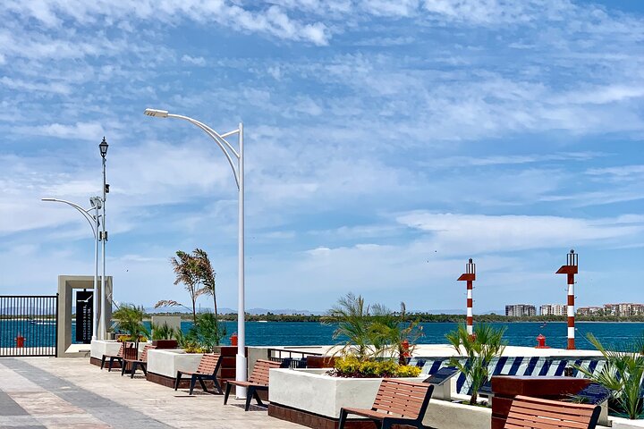 La Paz Tour, Historical City, Beach, Colonial and Beautiful scenery on the way! - Image 3